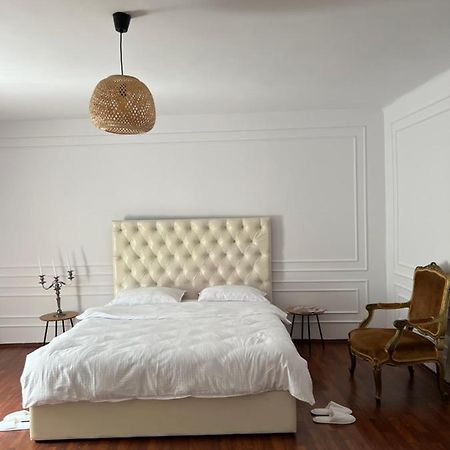 Hidden Gem Apartment In The Center Of The City Brasov Ngoại thất bức ảnh