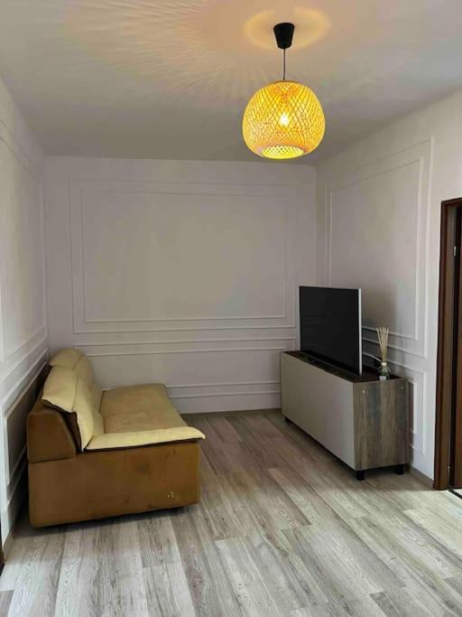 Hidden Gem Apartment In The Center Of The City Brasov Ngoại thất bức ảnh