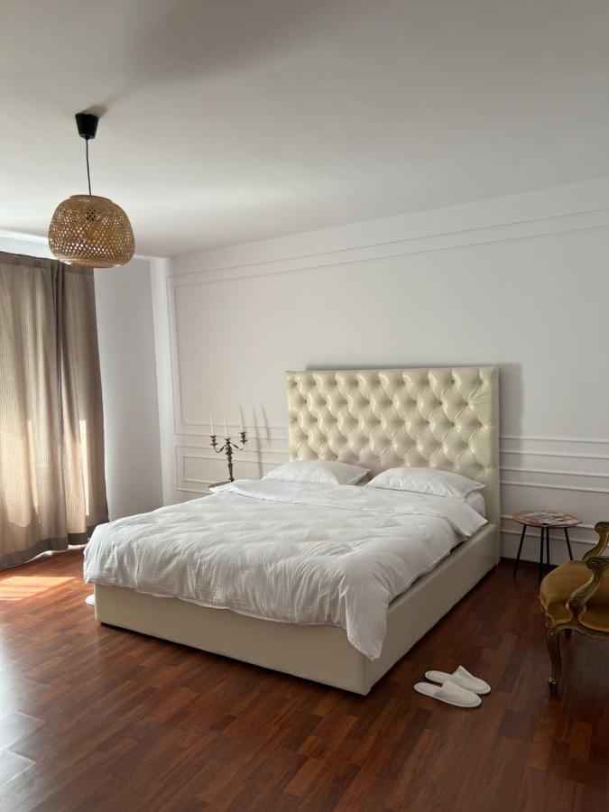 Hidden Gem Apartment In The Center Of The City Brasov Ngoại thất bức ảnh